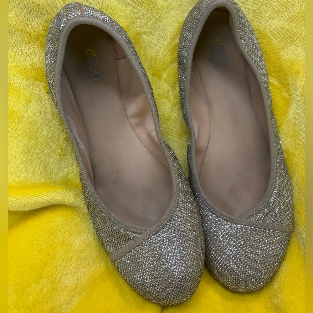 Easy Spirit Gold Flats Sparkle Loafers